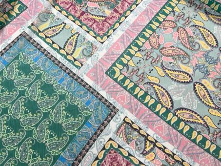 Chiffon Druck Paisley rosa-grün-bleu 