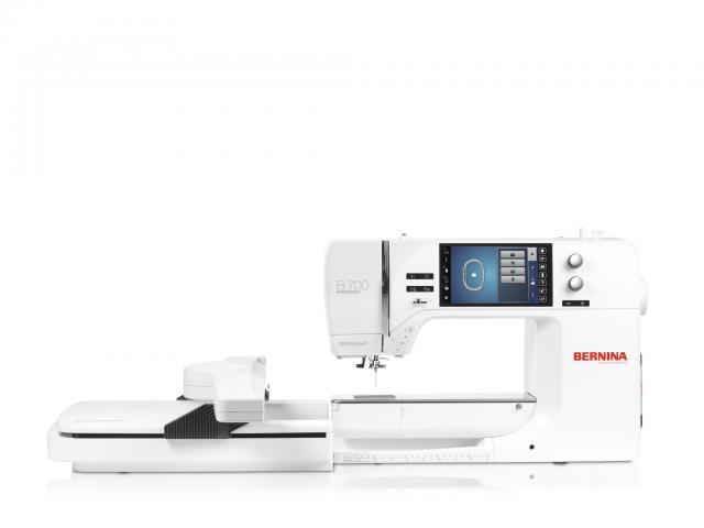 Bernina 700 mit Stickmodul L (SDT) 